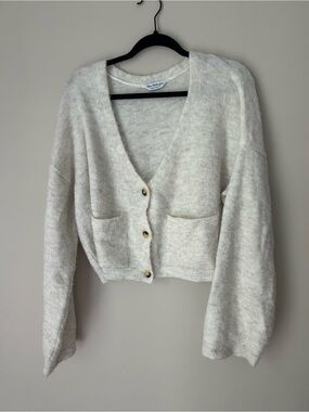 Miss Selfridge Cream Cropped V-Neck Cardigan with Pockets